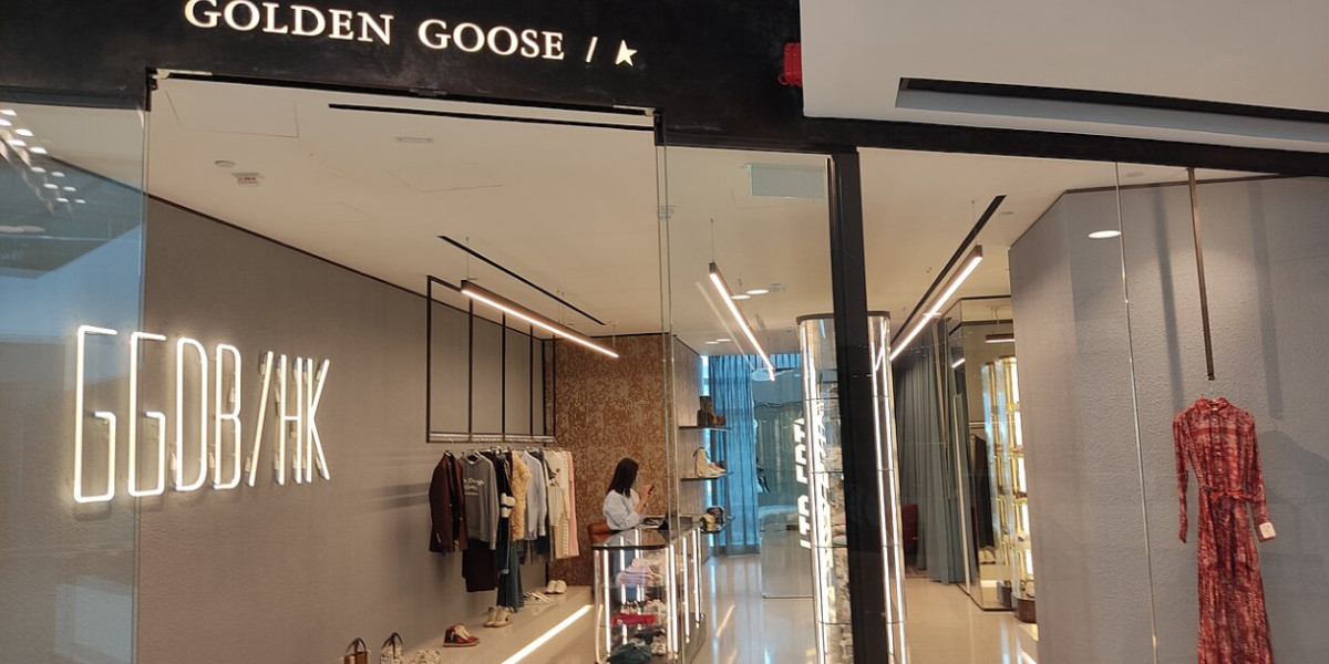 with a sequined Golden Goose Sneakers Outlet pleated and embroidered